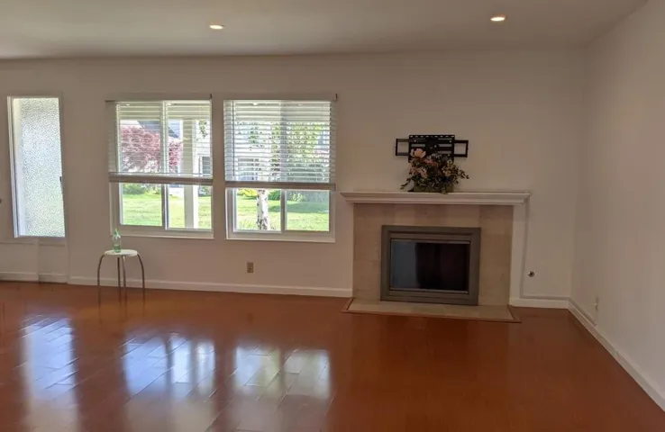 825 Peary Lane, Foster City, California 94404