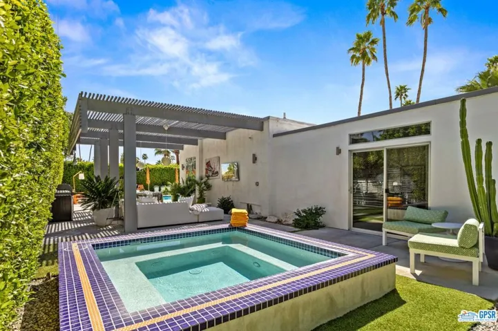 1008 E Apache Road, Palm Springs, California 92264