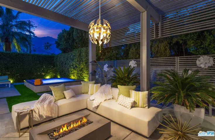 1008 E Apache Road, Palm Springs, California 92264