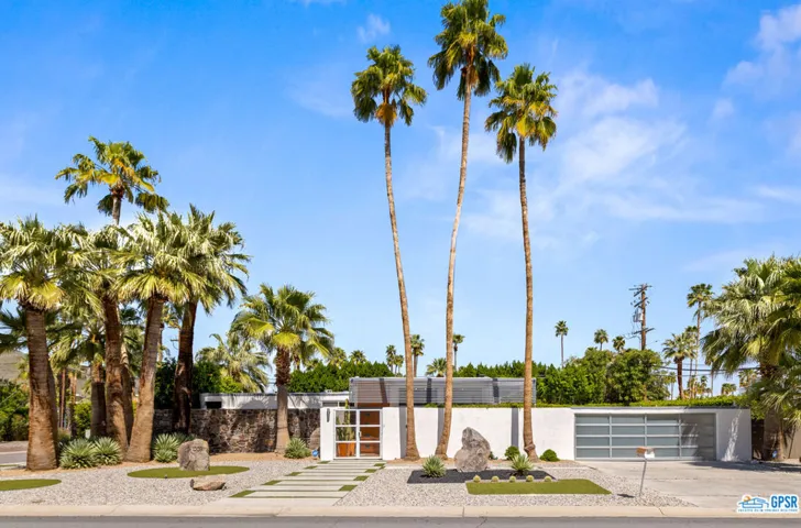 1008 E Apache Road, Palm Springs, California 92264