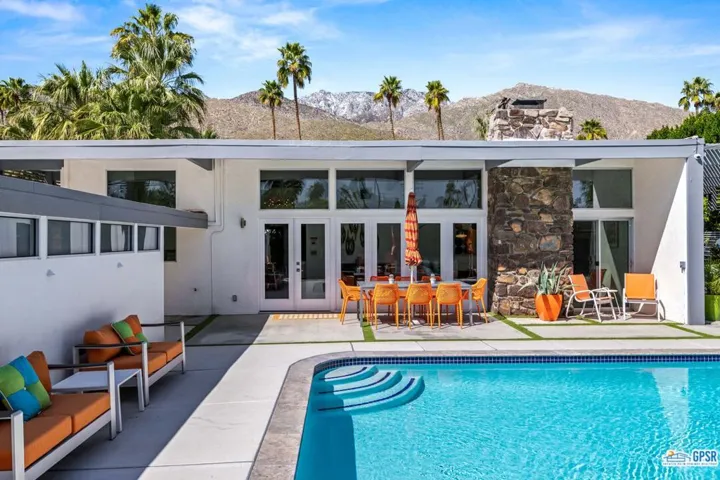 1008 E Apache Road, Palm Springs, California 92264