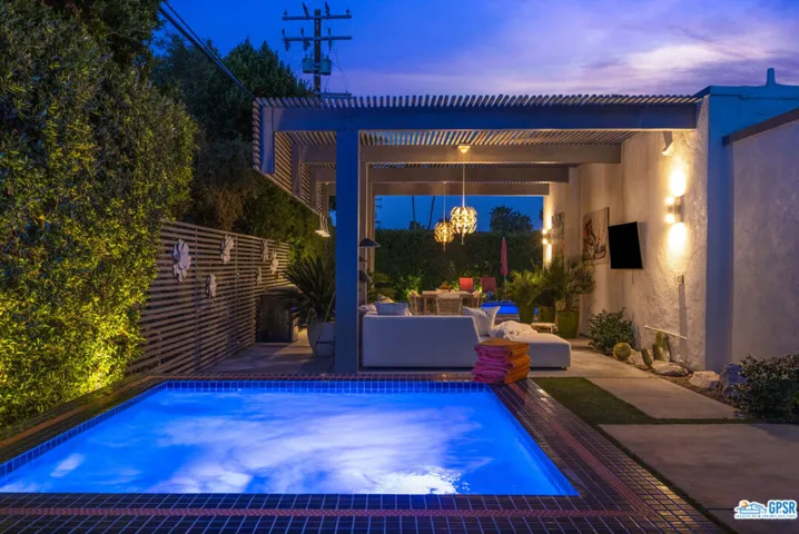 1008 E Apache Road, Palm Springs, California 92264