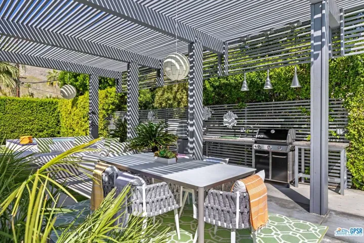 1008 E Apache Road, Palm Springs, California 92264