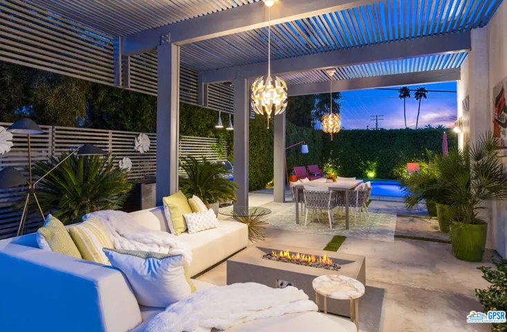 1008 E Apache Road, Palm Springs, California 92264