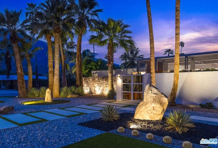 1008 E Apache Road, Palm Springs, California 92264