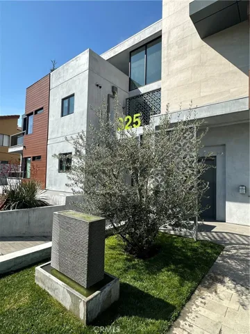 325 Myrtle Street Unit 301, Glendale, California 91203