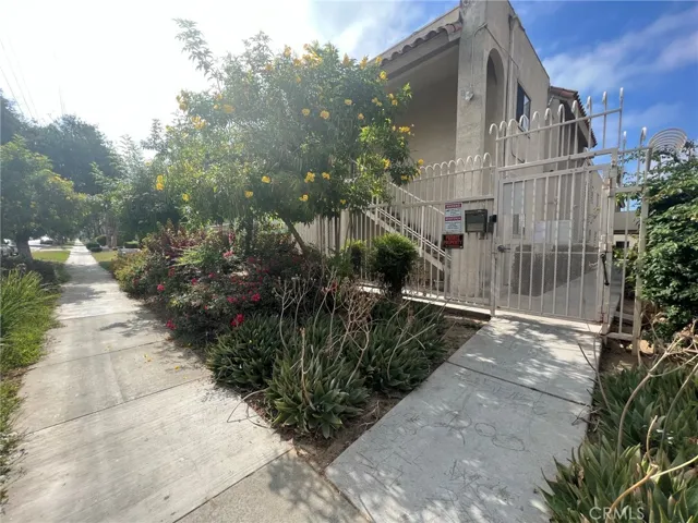1864 12th Street, Riverside, California 92507