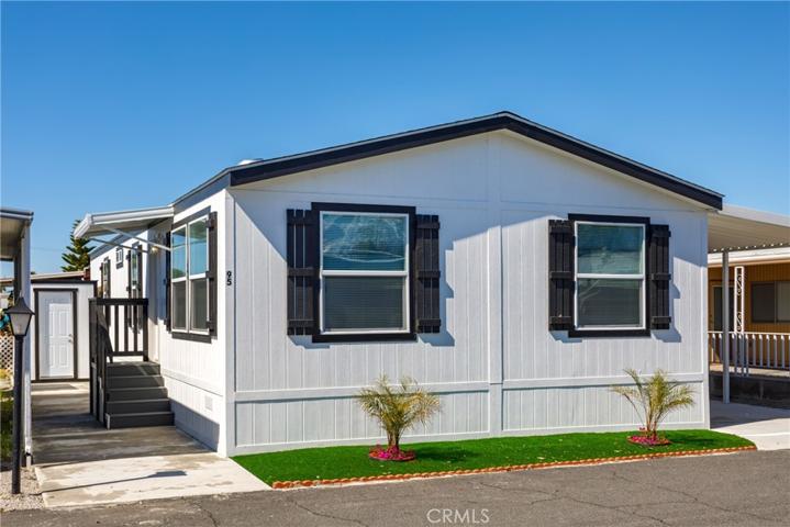 880 N. Lake Street Unit 95, Hemet, California 92544
