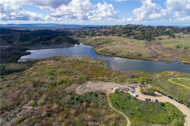Peters Canyon and the surrounding area offers miles of walking trails.