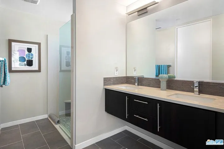 1152 Francis Drive, Palm Springs, California 92262