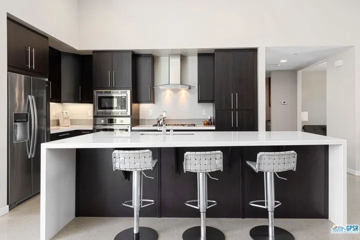 1152 Francis Drive, Palm Springs, California 92262