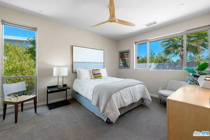 1152 Francis Drive, Palm Springs, California 92262