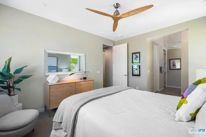 1152 Francis Drive, Palm Springs, California 92262