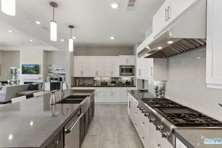 54815 Apollo Court, La Quinta, California 92253