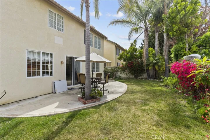 1033 Unidad Way, Oxnard, California 93030