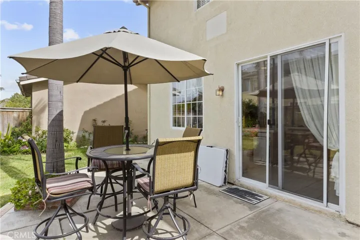 1033 Unidad Way, Oxnard, California 93030