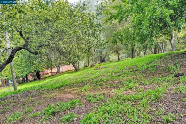 103 Castlewood, Pleasanton, California 94566