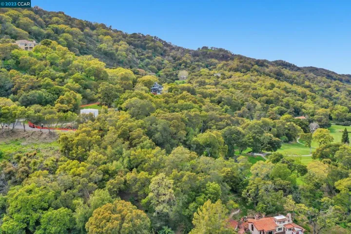 103 Castlewood, Pleasanton, California 94566