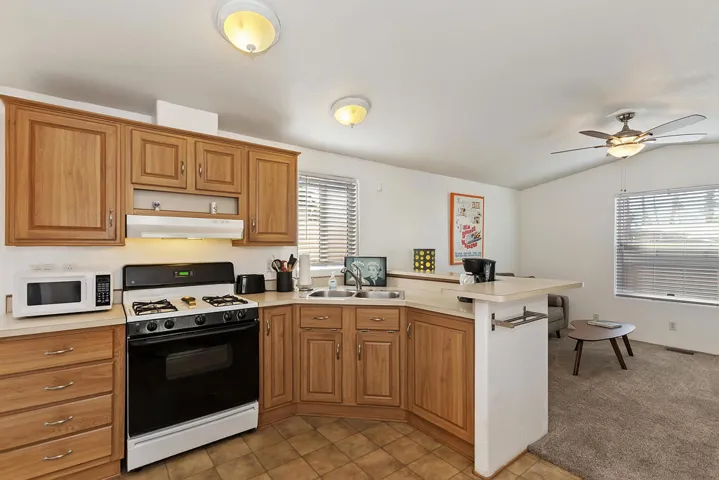 52 Arapaho Kitchen #2 04-07-23