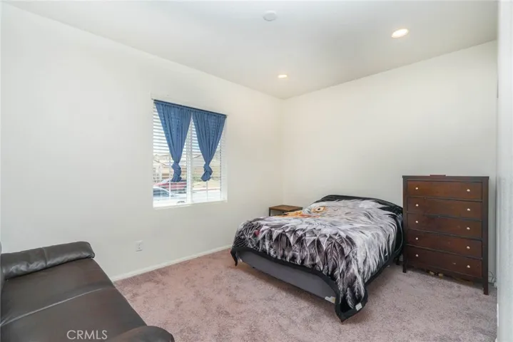 11826 Sierra Road, Victorville, California 92392