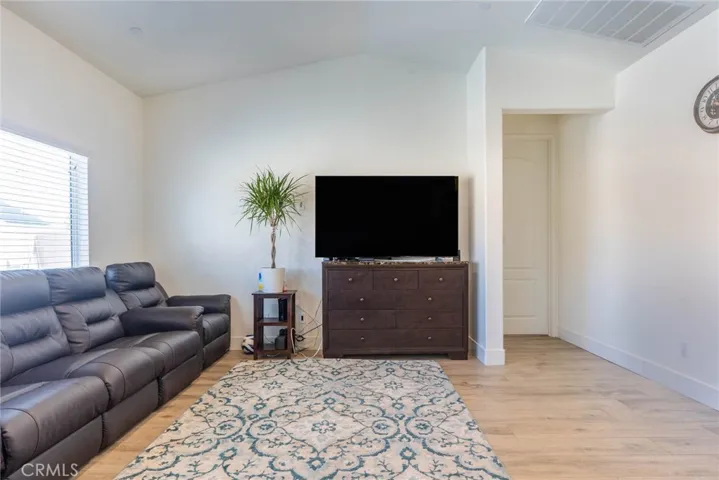 11826 Sierra Road, Victorville, California 92392