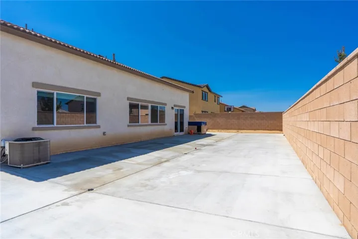 11826 Sierra Road, Victorville, California 92392