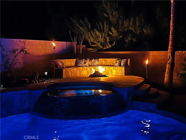 Pool & Spa