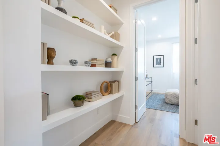 4430 Camero Avenue, Los Angeles, California 90027
