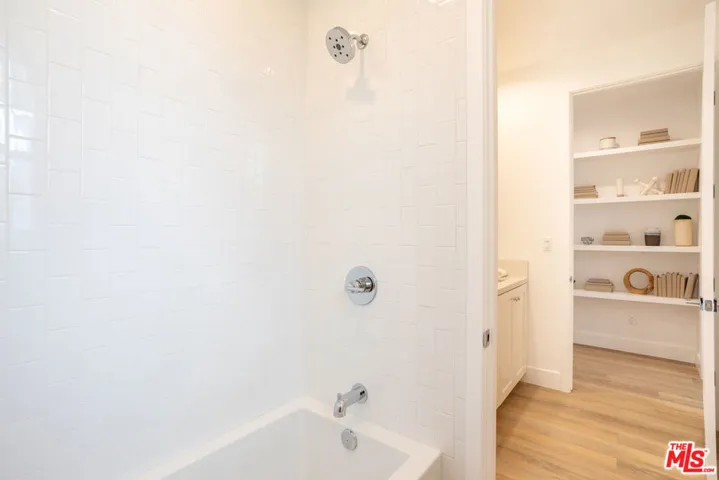 4430 Camero Avenue, Los Angeles, California 90027