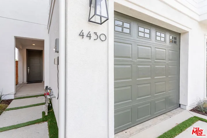 4430 Camero Avenue, Los Angeles, California 90027