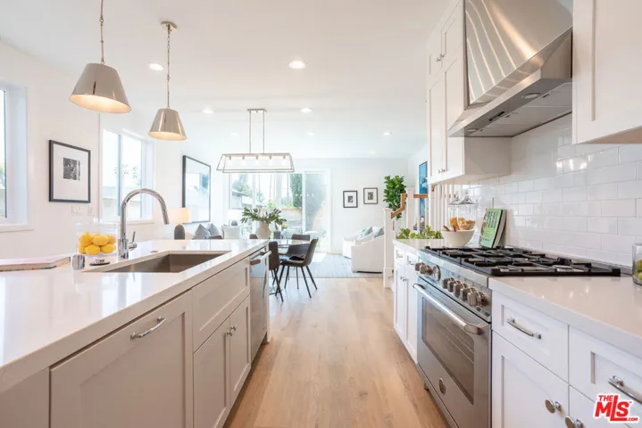 4430 Camero Avenue, Los Angeles, California 90027