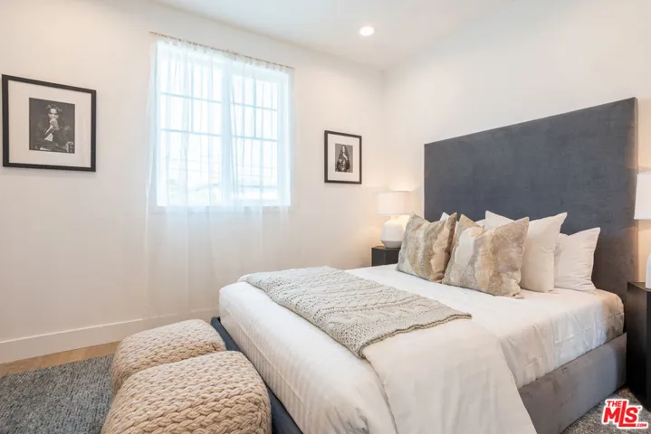 4430 Camero Avenue, Los Angeles, California 90027
