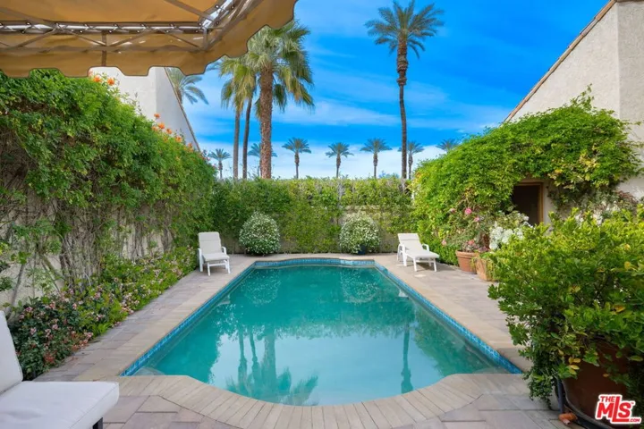 Resort Style Pool