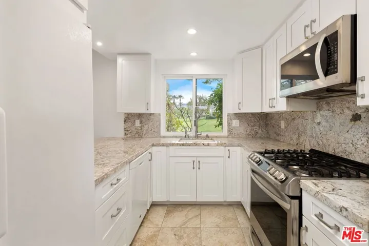Stunning Remodeled Kitchen
