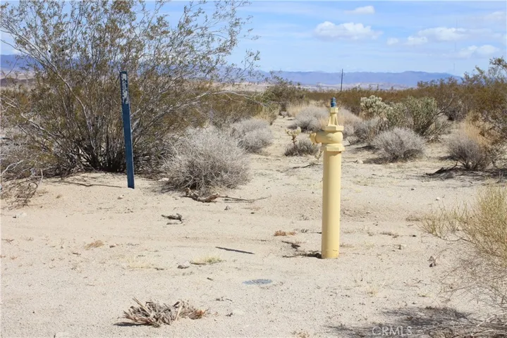 6677 Peterson Road, 29 Palms, California 92277