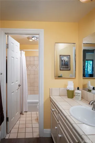 Entry level full bath