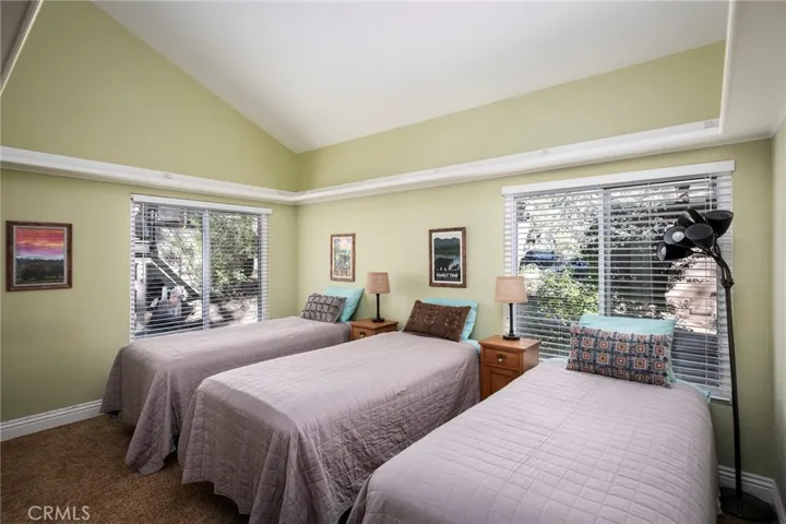 Mid level bedroom