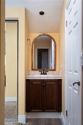 Master bath additional vanity