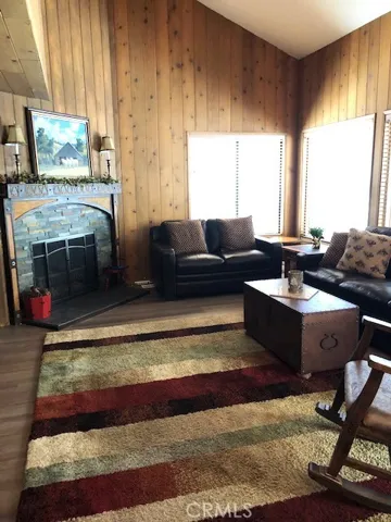 Cozy Living room with fireplace & Custom mantle