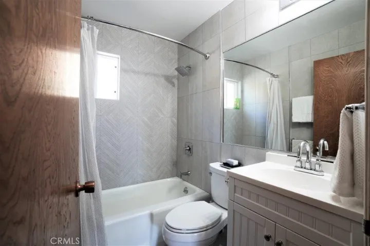 13319 Lakeshore Drive, Clearlake, California 95422