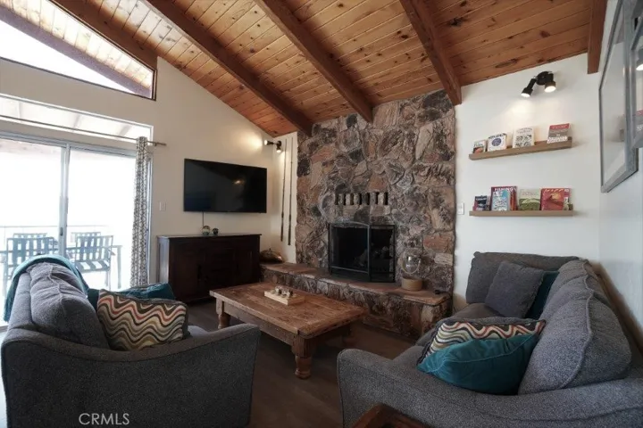 13319 Lakeshore Drive, Clearlake, California 95422