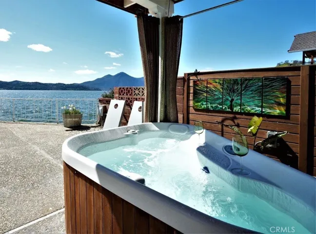 13319 Lakeshore Drive, Clearlake, California 95422
