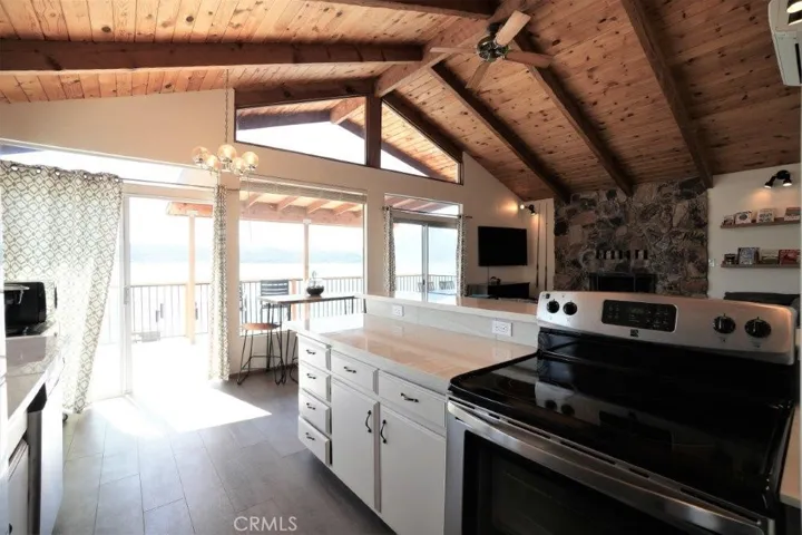 13319 Lakeshore Drive, Clearlake, California 95422