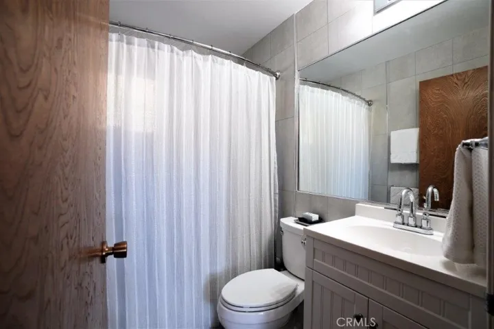 13319 Lakeshore Drive, Clearlake, California 95422