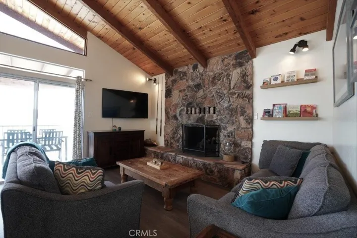 13319 Lakeshore Drive, Clearlake, California 95422