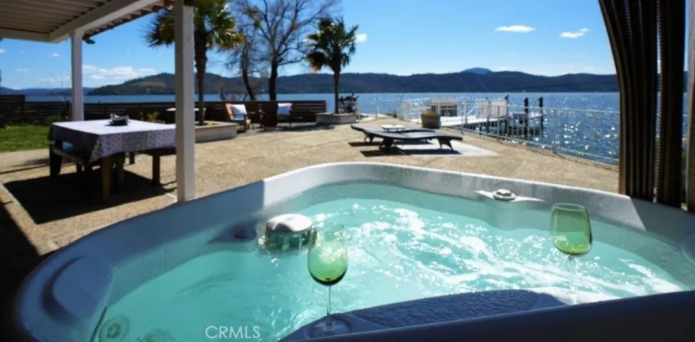 13319 Lakeshore Drive, Clearlake, California 95422