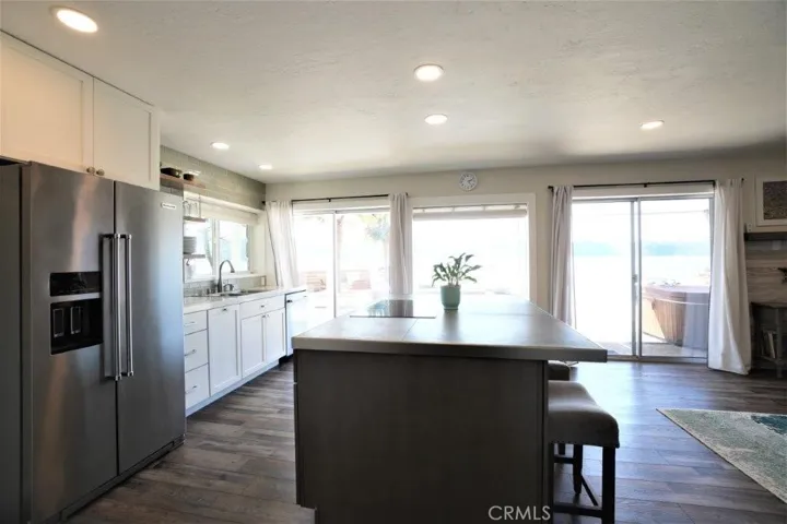 13319 Lakeshore Drive, Clearlake, California 95422