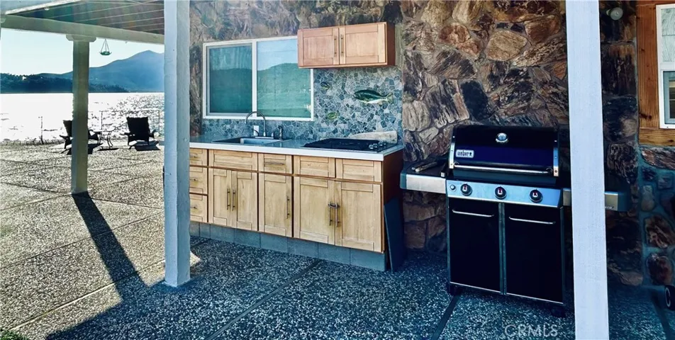 13319 Lakeshore Drive, Clearlake, California 95422