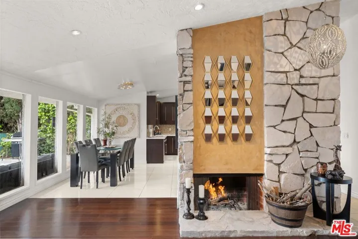 3562 Alana Drive, Sherman Oaks, California 91403