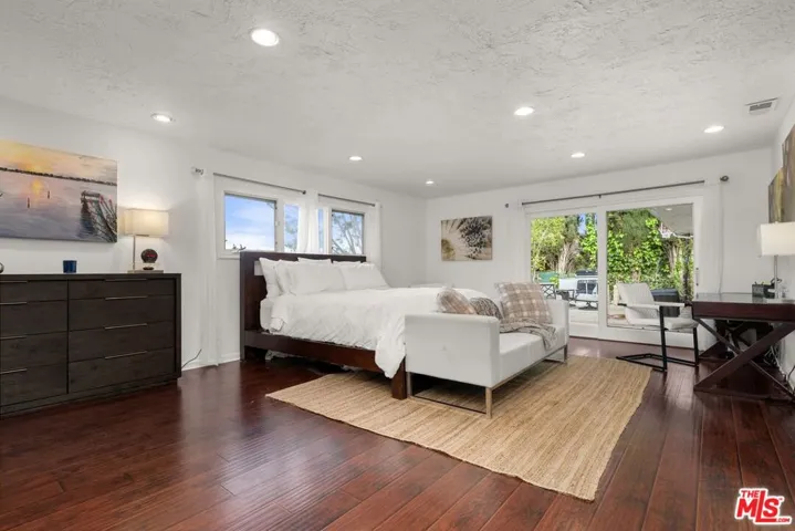 3562 Alana Drive, Sherman Oaks, California 91403